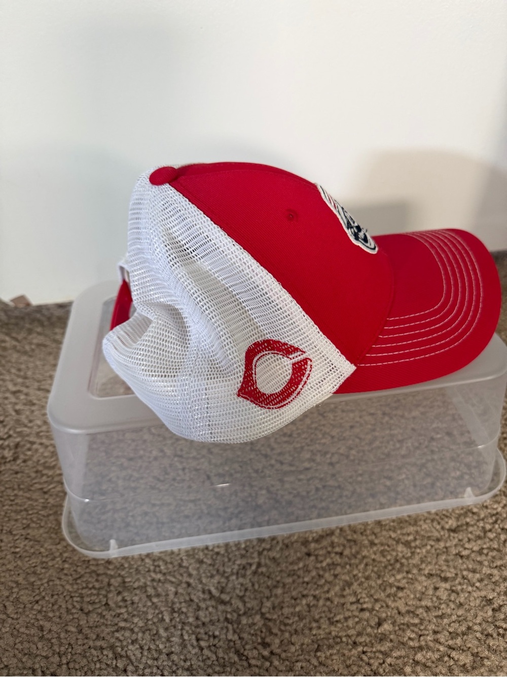 Cincinnati Reds Baseball Hat - Picture 2 of 7